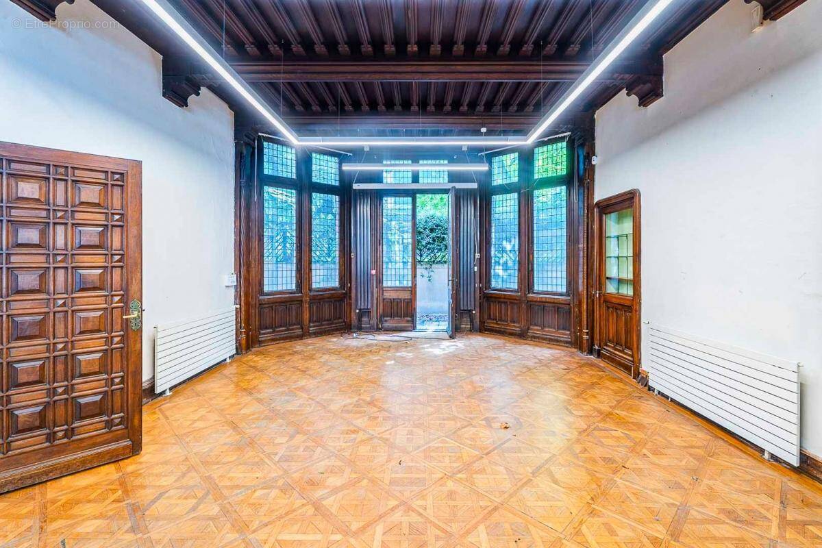 Maison à PARIS-17E