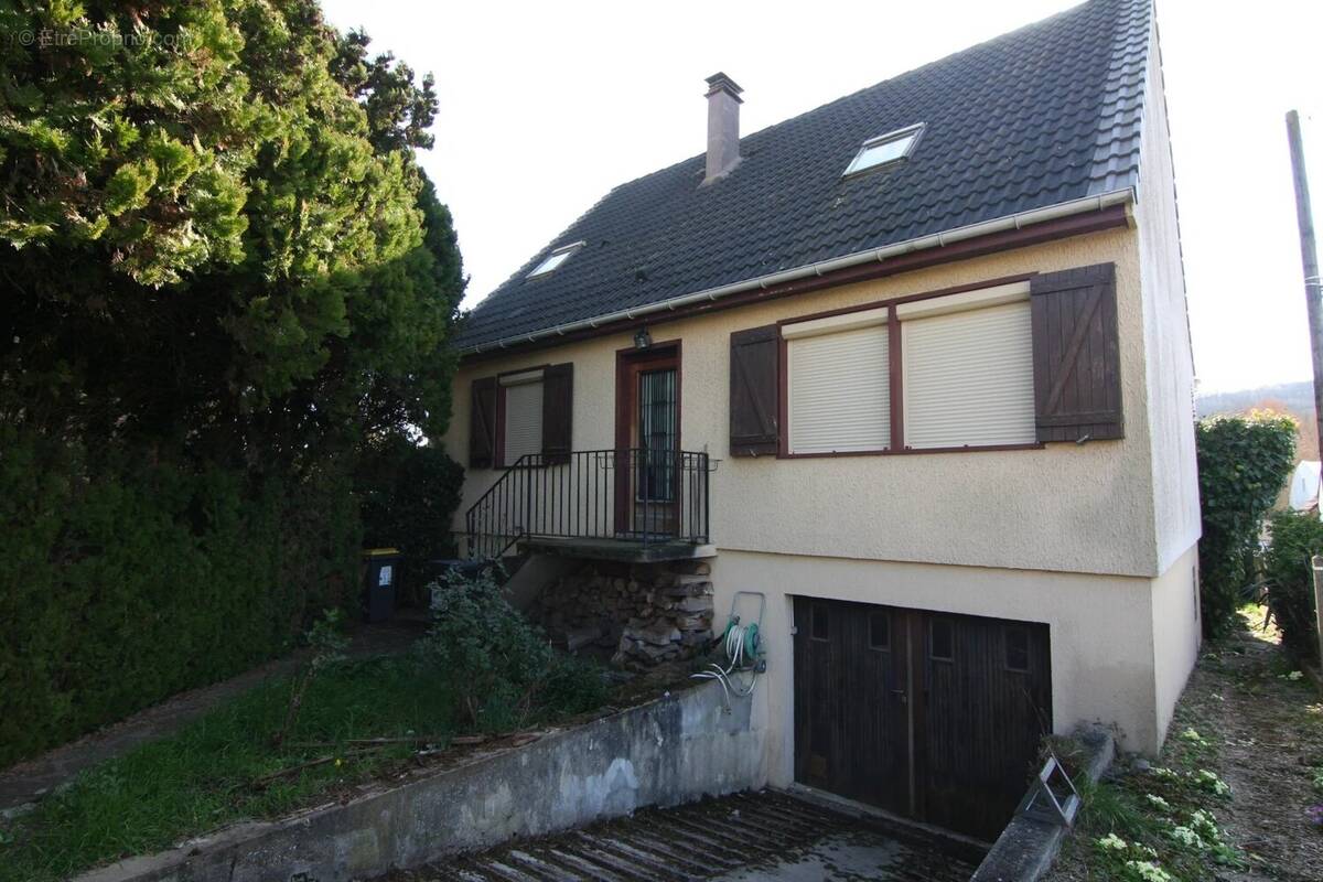 Maison à SAINT-CHERON