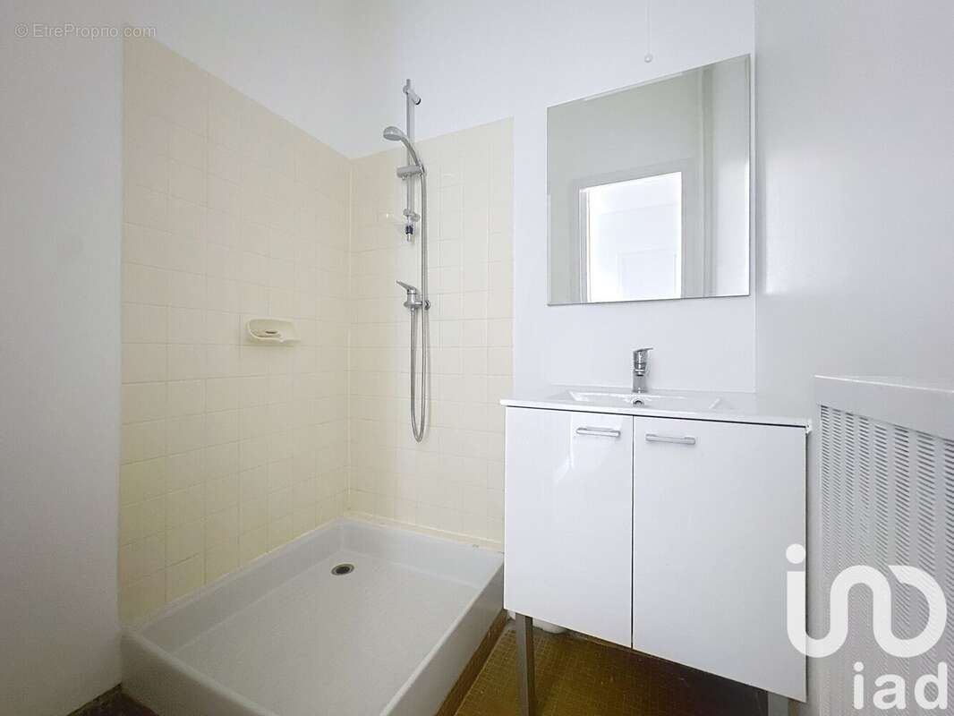 Photo 6 - Appartement à LA CELLE-SAINT-CLOUD