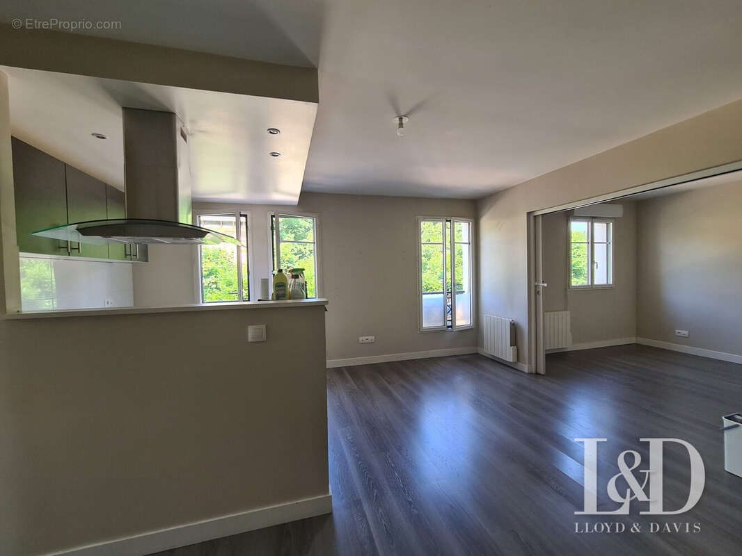 Appartement à SAINT-REMY-LES-CHEVREUSE