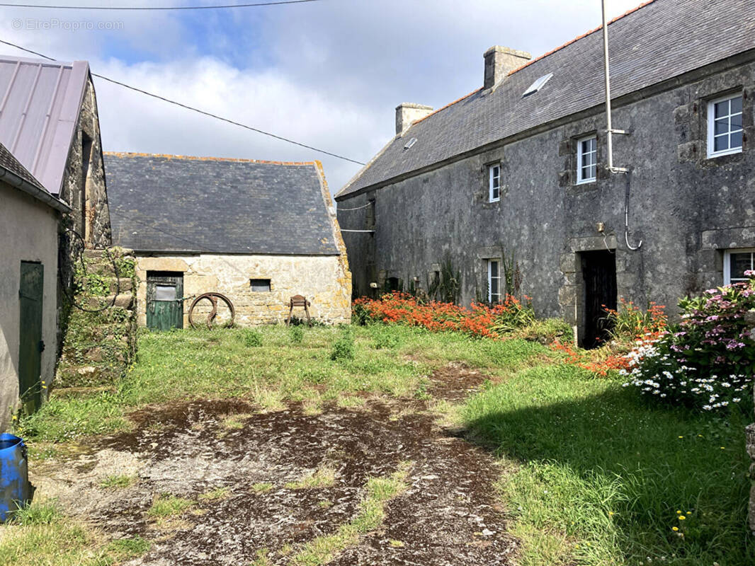 Maison à PLOZEVET