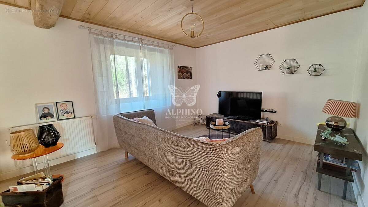 Maison à NONTRON