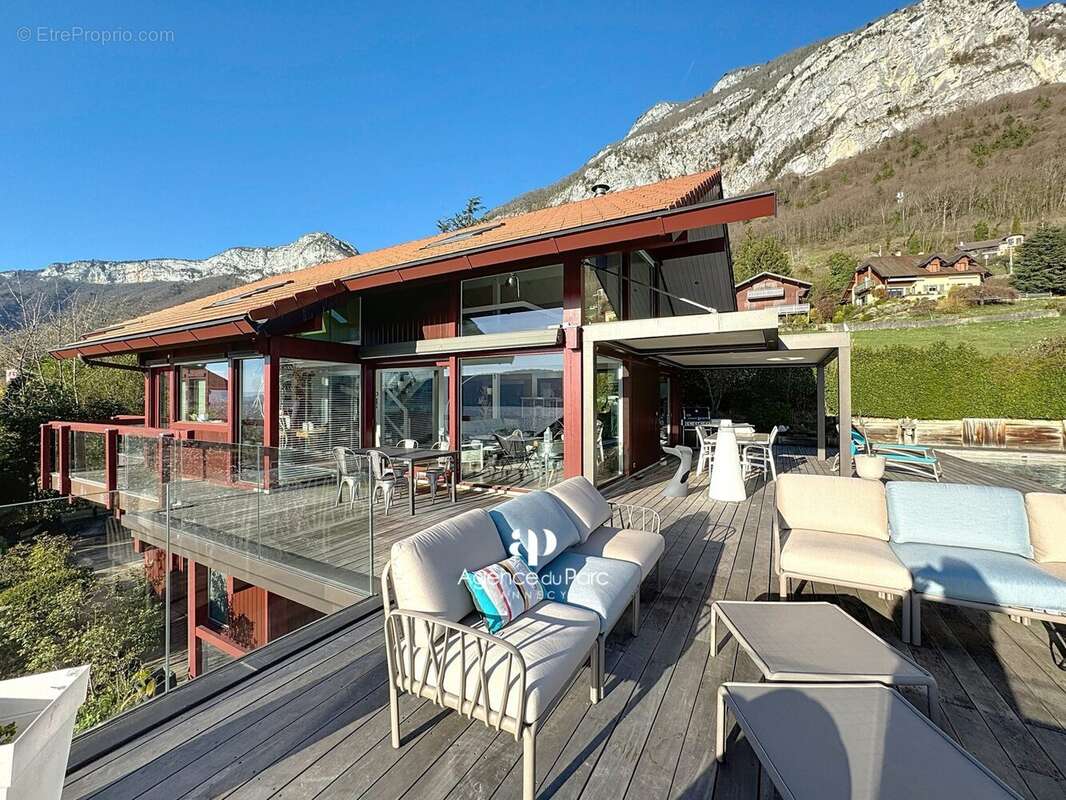 Maison à VEYRIER-DU-LAC