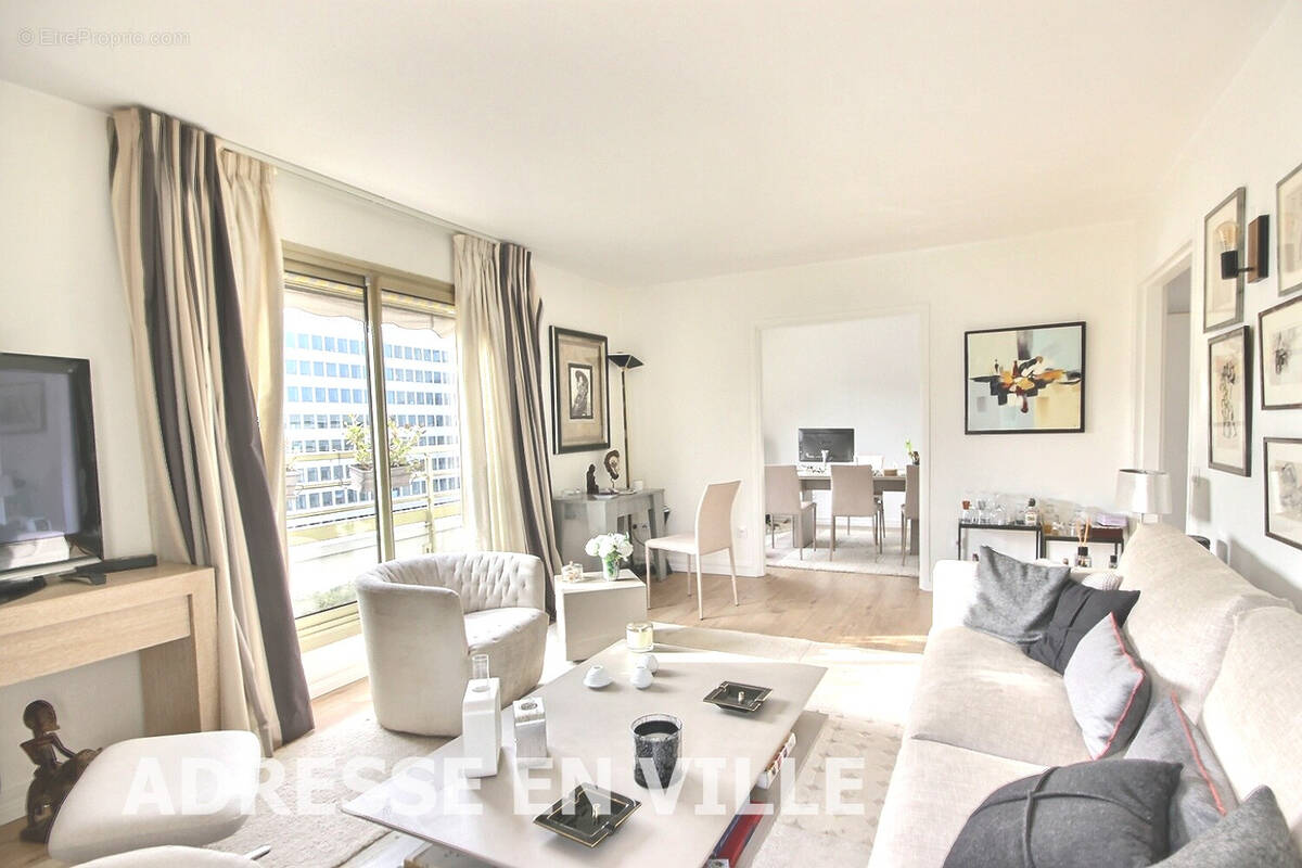Appartement à LEVALLOIS-PERRET