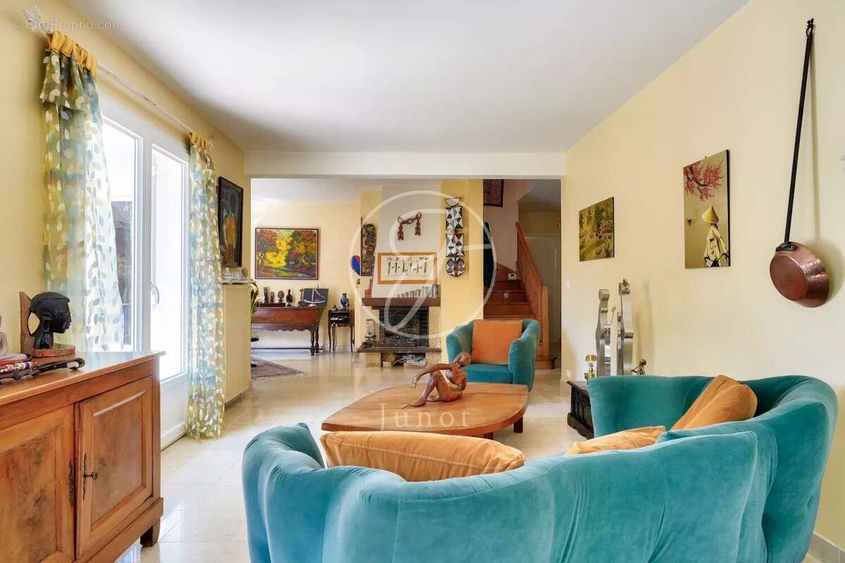 Maison à MARLY-LE-ROI