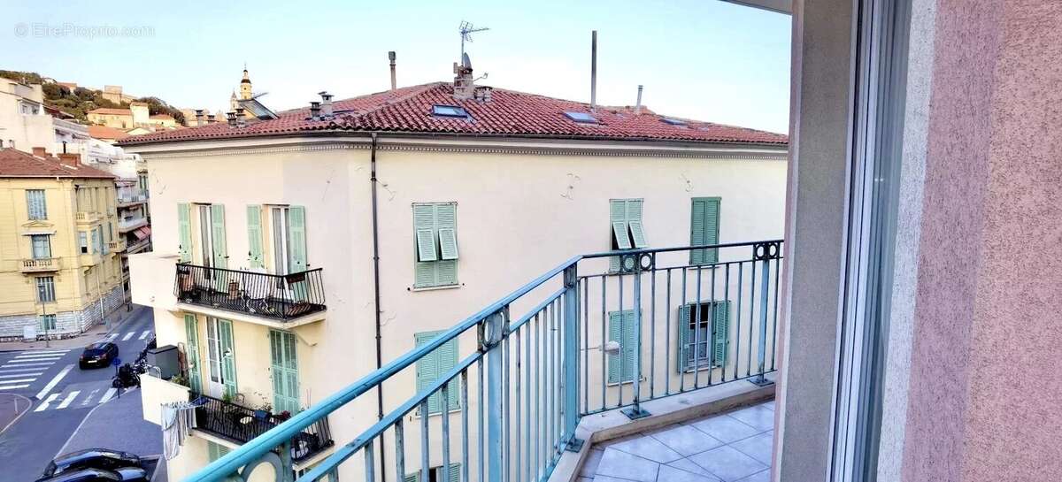 Appartement à MENTON