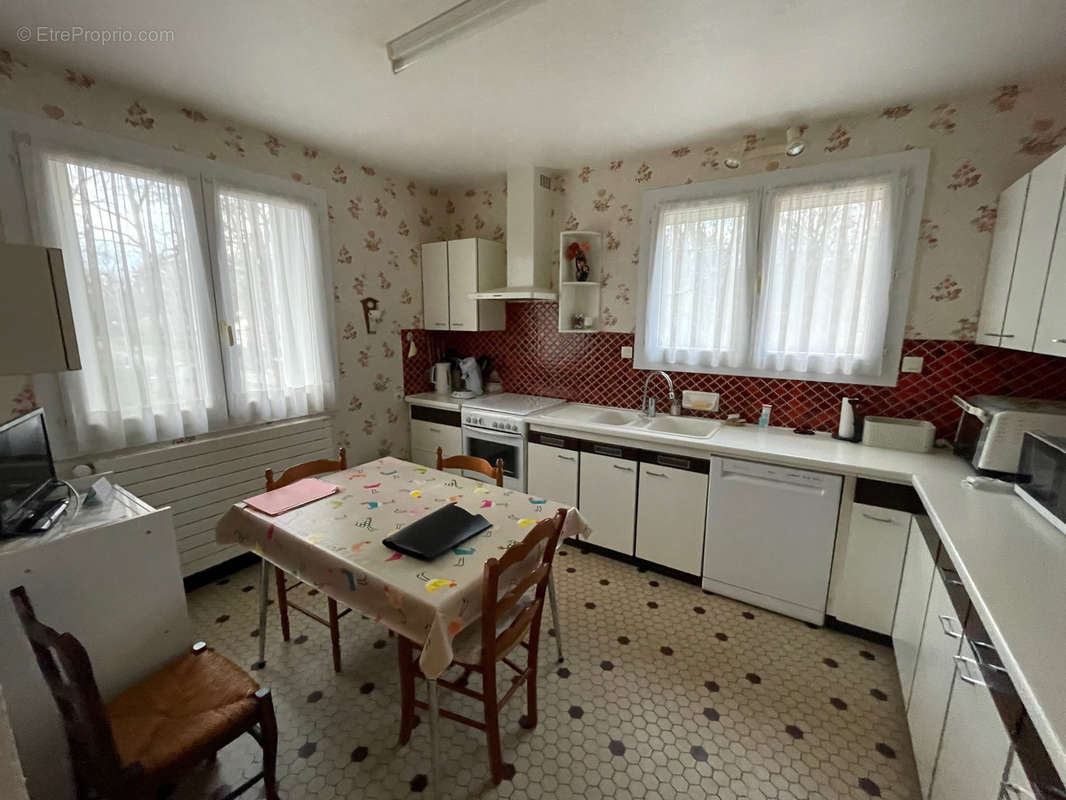 Maison à MIGNALOUX-BEAUVOIR