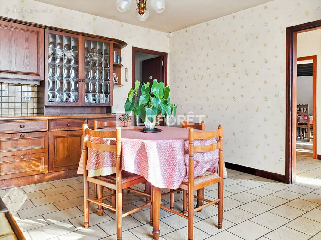 Maison à QUIMPERLE