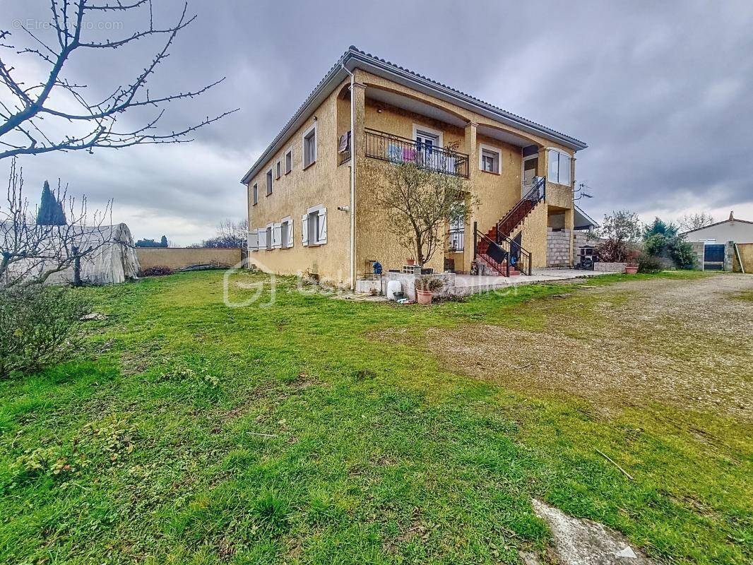 Appartement à ORGUEIL