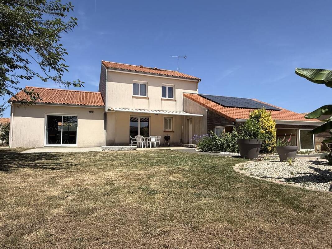 Maison à JALLAIS