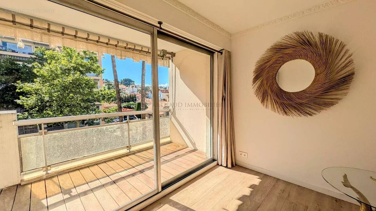 Appartement à CANNES