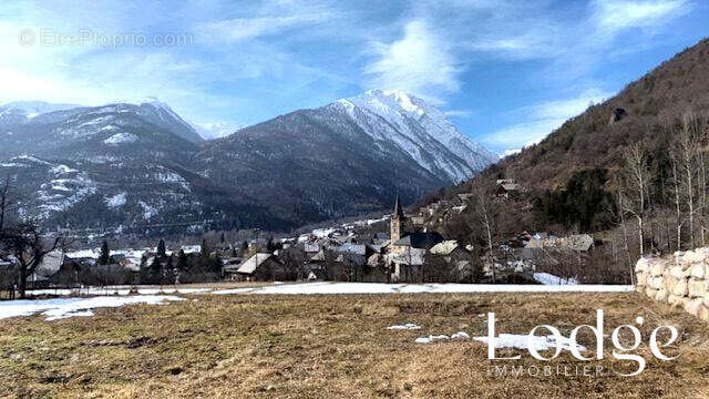 Terrain à PELVOUX