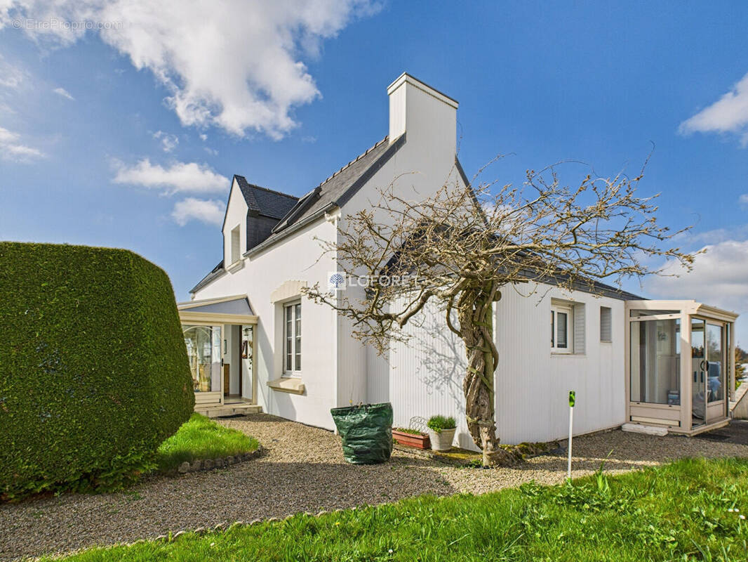 Maison à PLOZEVET