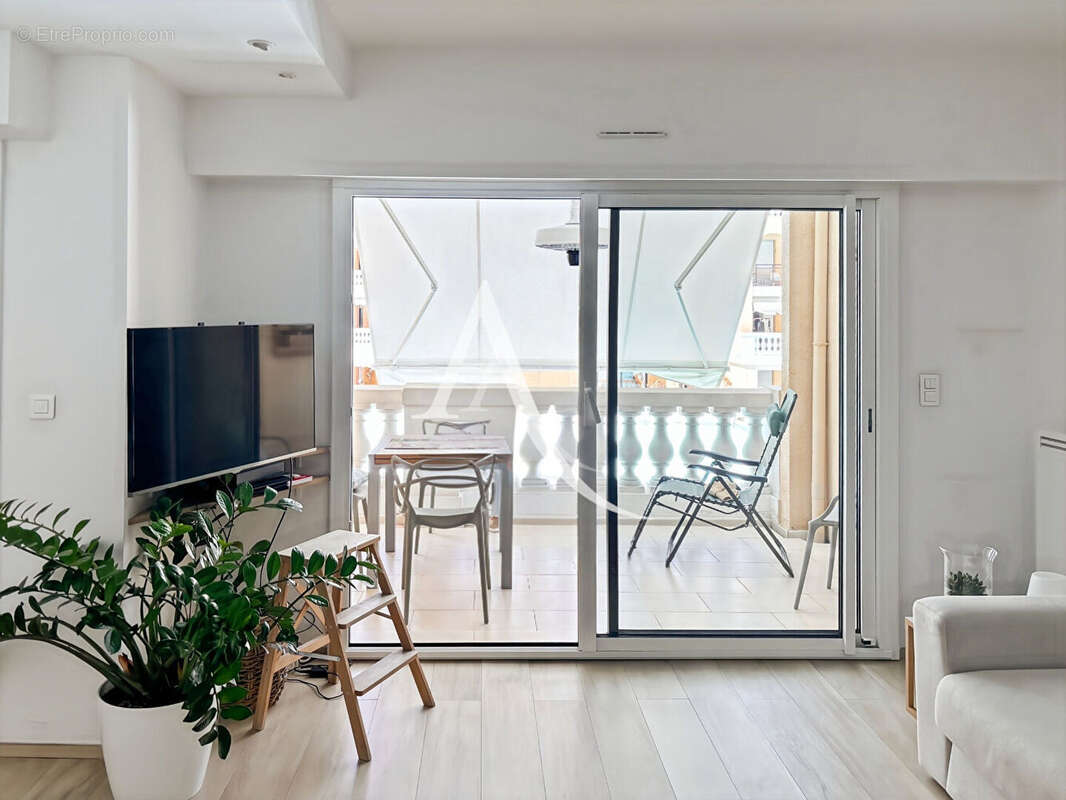 Appartement à LE CANNET