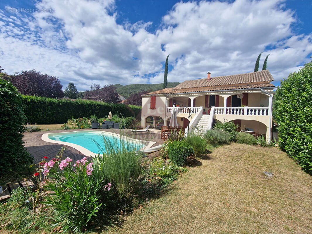 Maison à LES MAGES