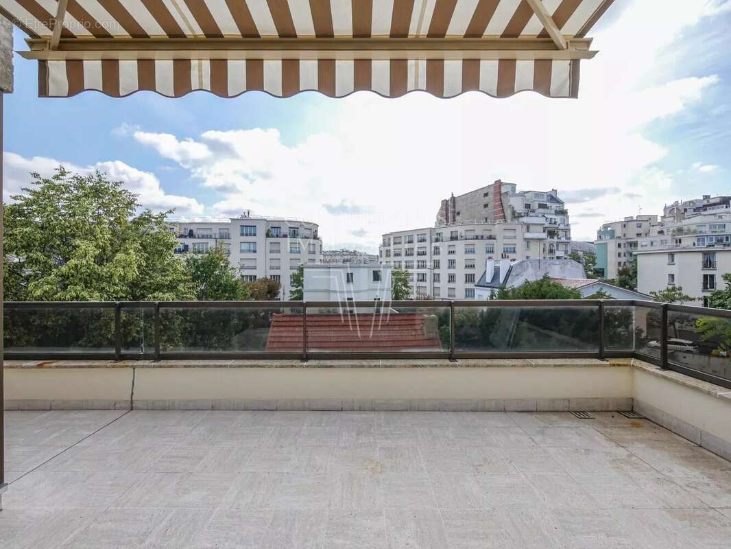 Appartement à BOULOGNE-BILLANCOURT