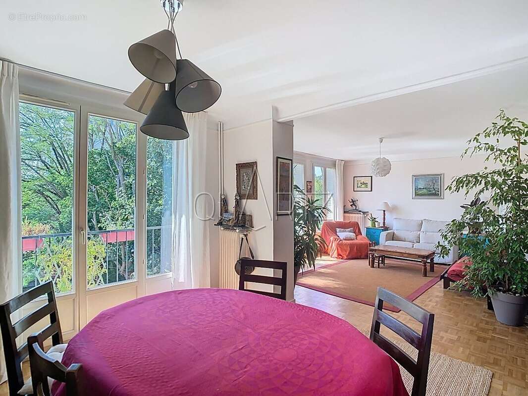 Appartement à VERSAILLES