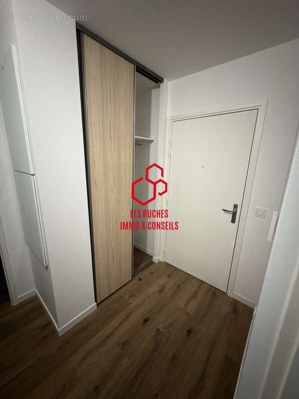 Appartement à MAGNY-LE-HONGRE
