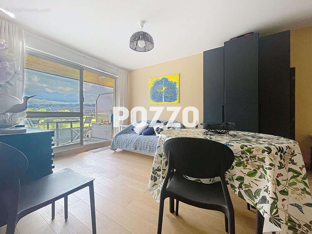 Appartement à HOULGATE