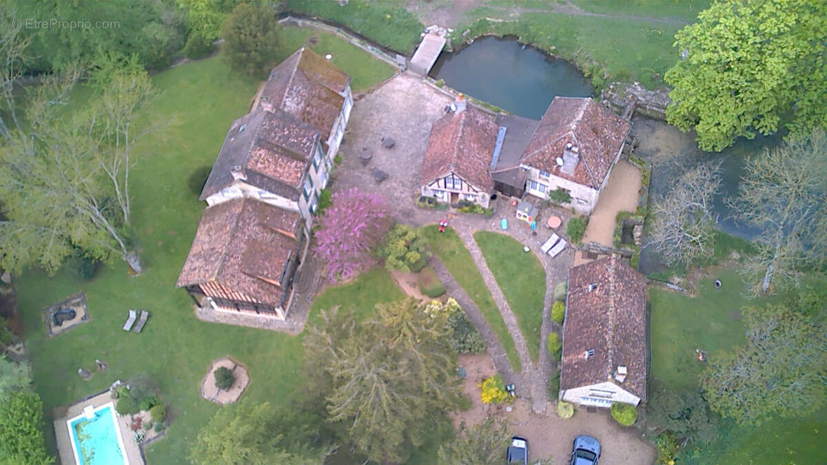 Maison à ESSAY