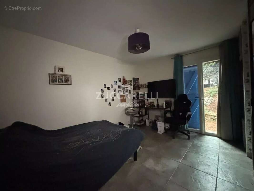 Maison à COLOMARS