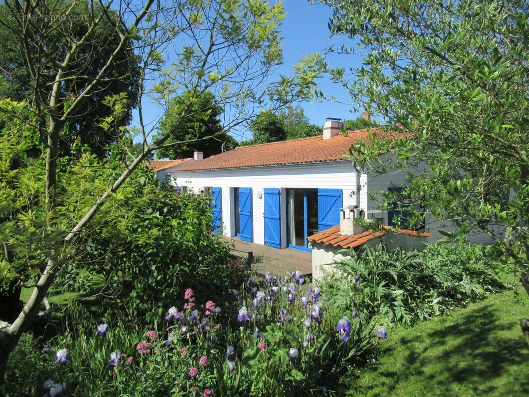 Maison à BOUIN