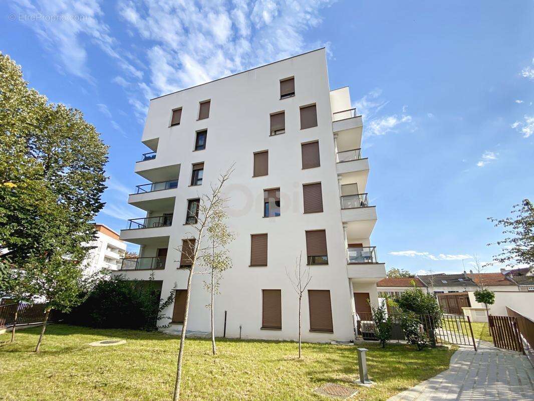 Appartement à ROMAINVILLE