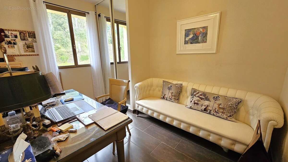Appartement à VILLENEUVE-LOUBET