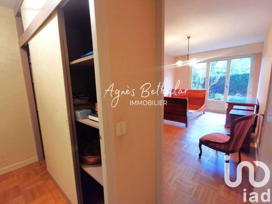 Photo 5 - Appartement à BURES-SUR-YVETTE