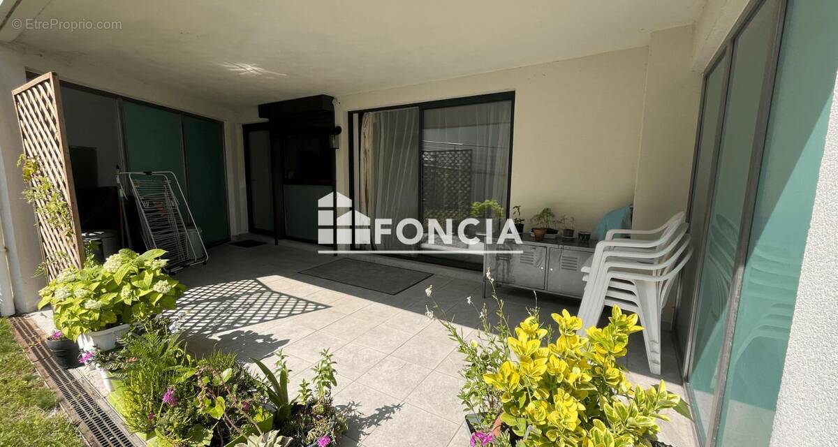 Appartement à MAREIL-MARLY