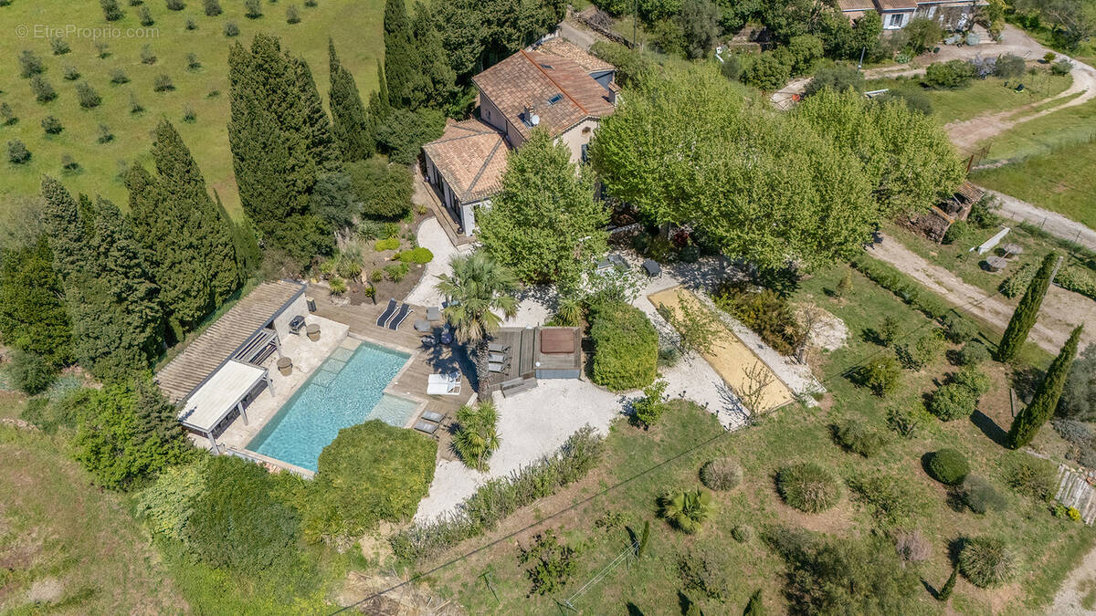 Maison à CUERS