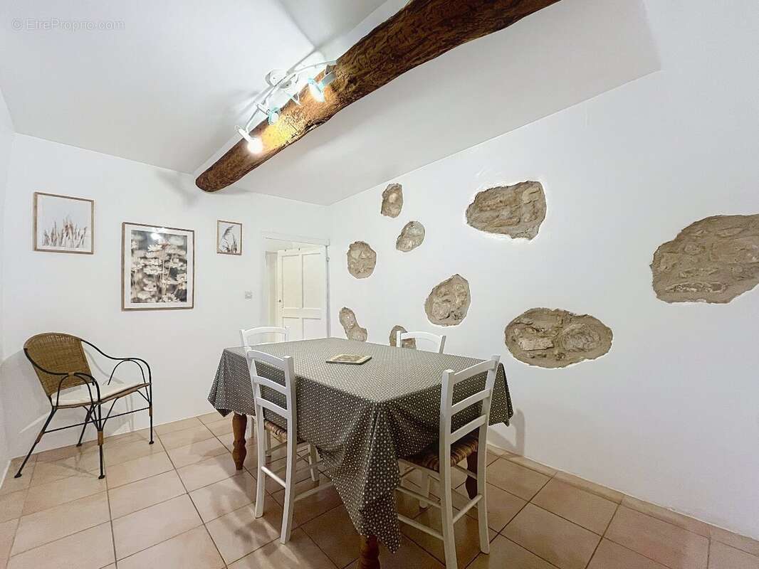 Maison à PIERRERUE