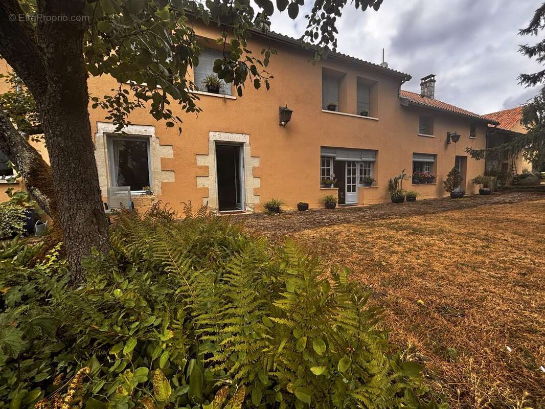 Maison à MARIGNY-BRIZAY