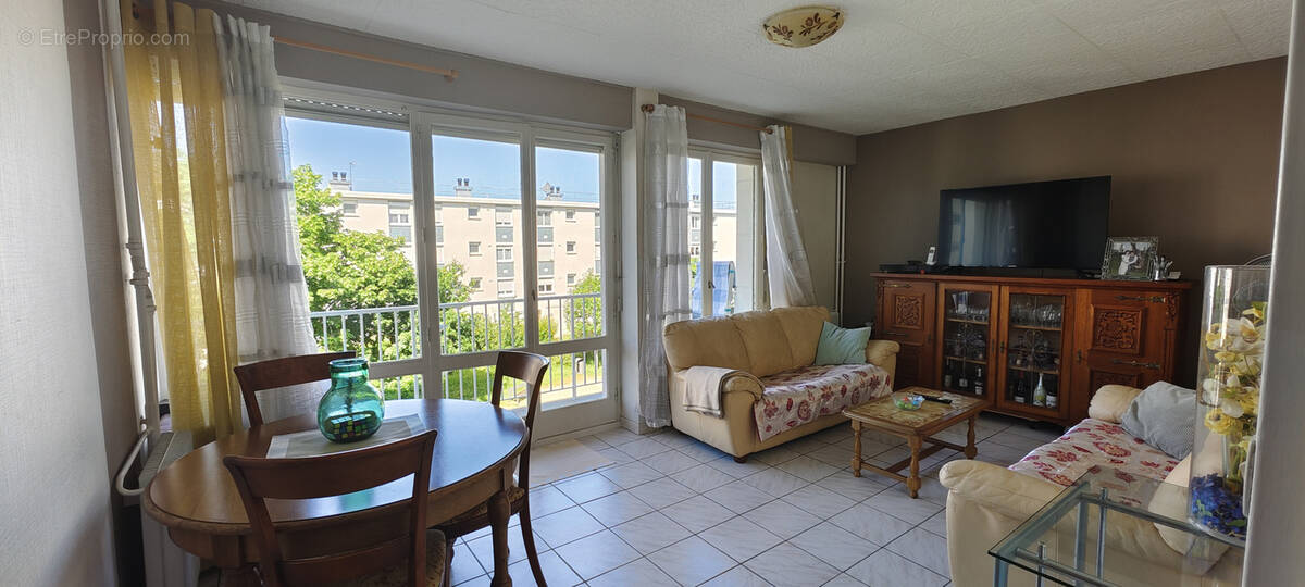 Appartement à JOUE-LES-TOURS