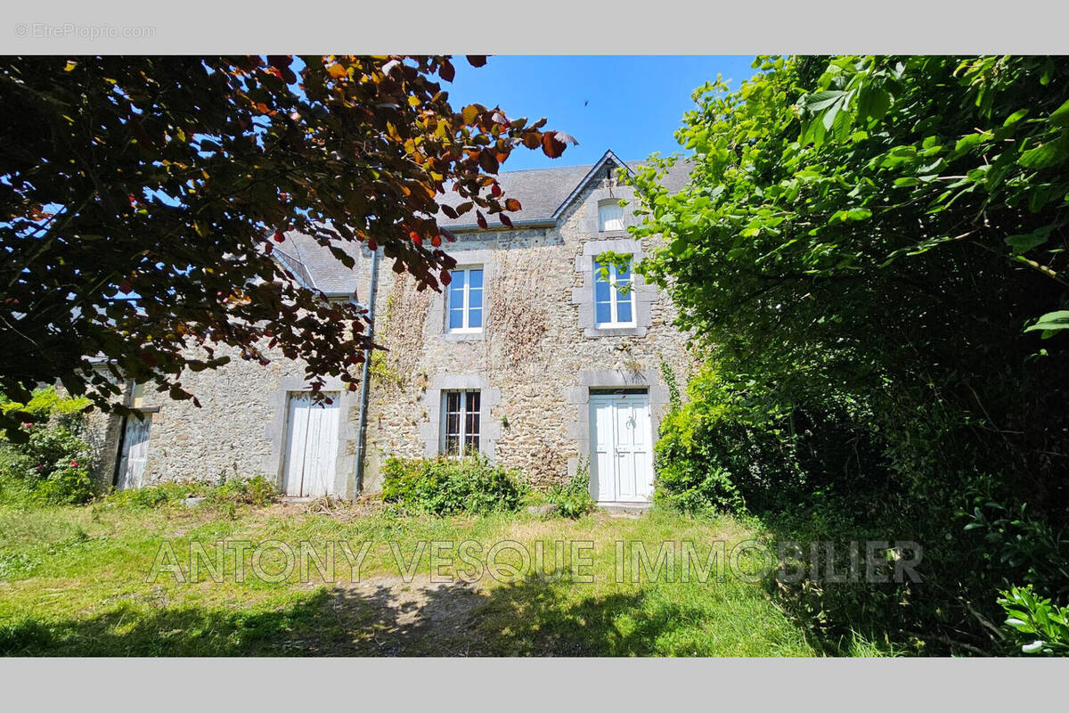Maison à GOUVILLE-SUR-MER