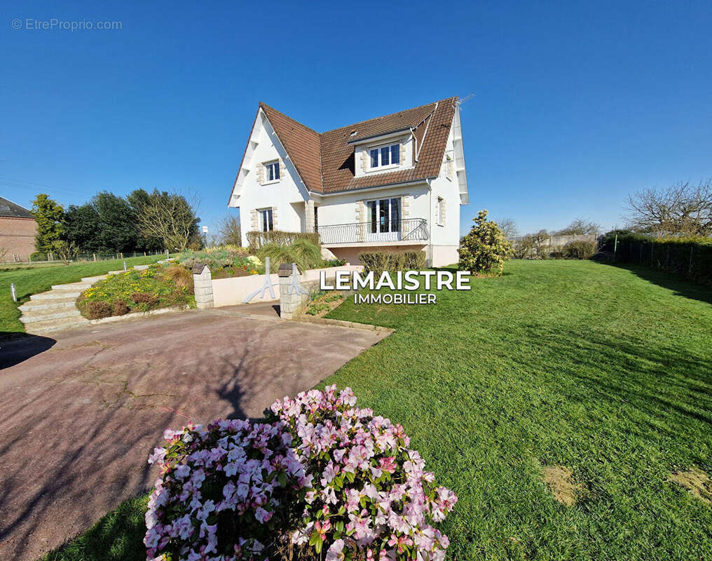 Maison à SAINT-ROMAIN-DE-COLBOSC