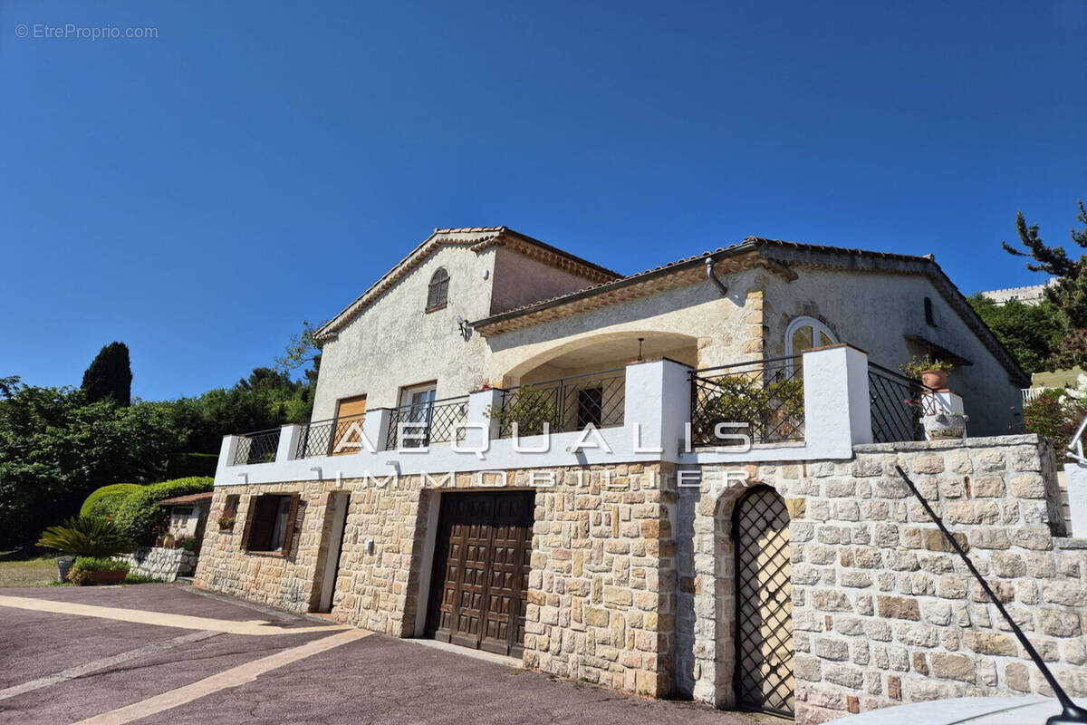 Maison à SAINT-JEANNET