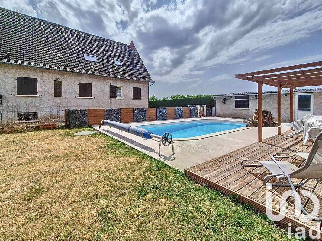 Photo 1 - Maison à YZEURE
