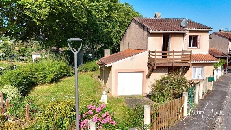 Maison à VILLEFRANCHE-DE-LAURAGAIS