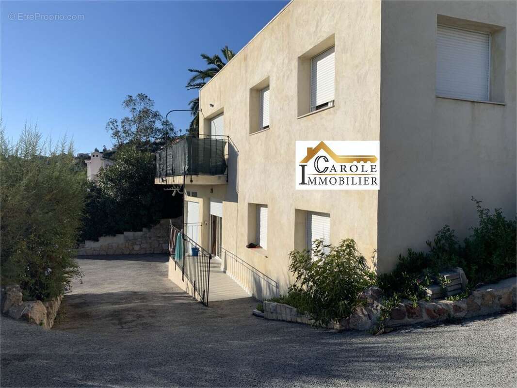 Maison à MANDELIEU-LA-NAPOULE