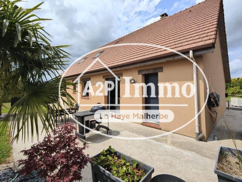 Maison à LE NEUBOURG