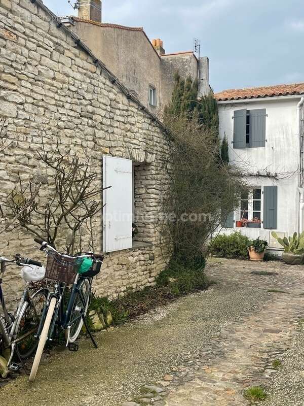 Maison à SAINT-MARTIN-DE-RE