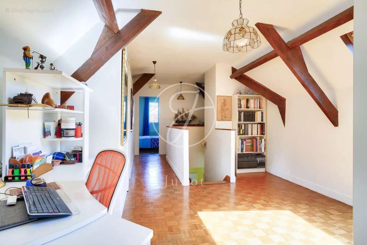Maison à MARLY-LE-ROI