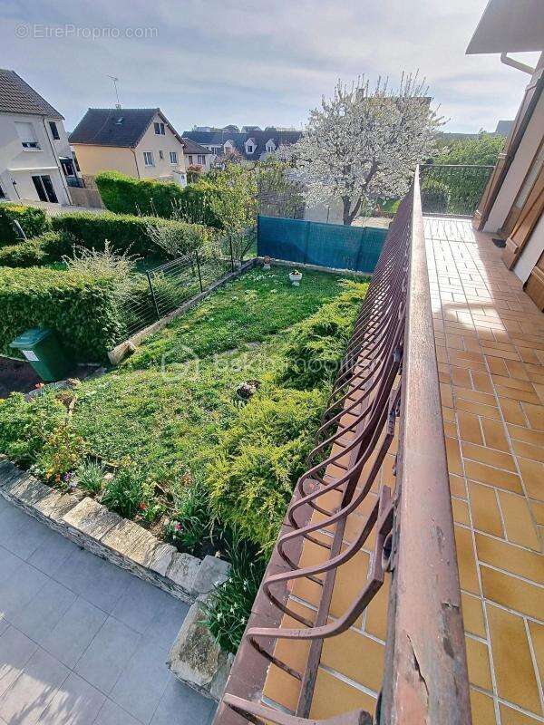Maison à BONNEUIL-SUR-MARNE