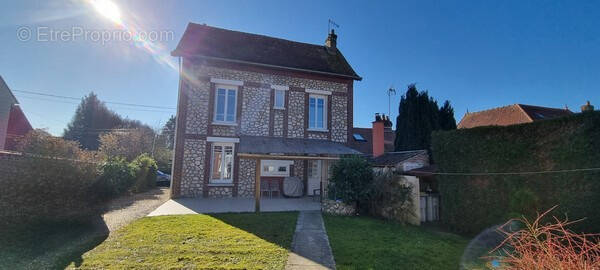 Maison à FORGES-LES-EAUX