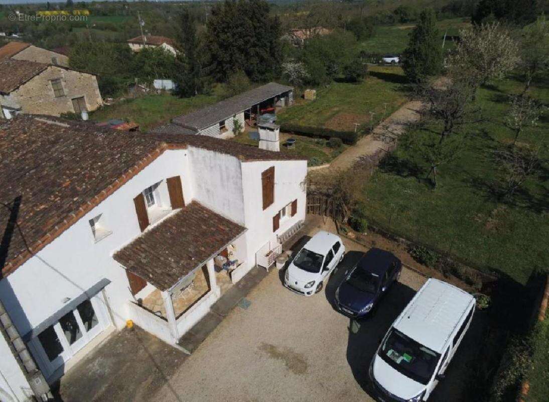 Maison à CIVRAY