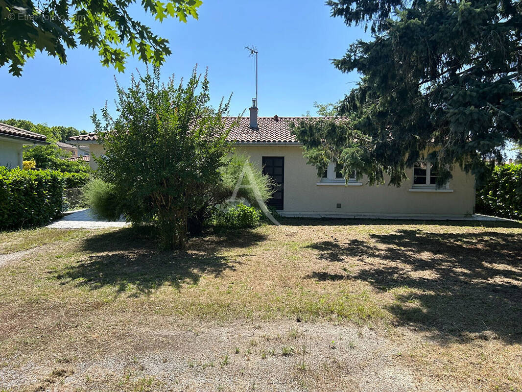Maison à SAINT-MEDARD-EN-JALLES