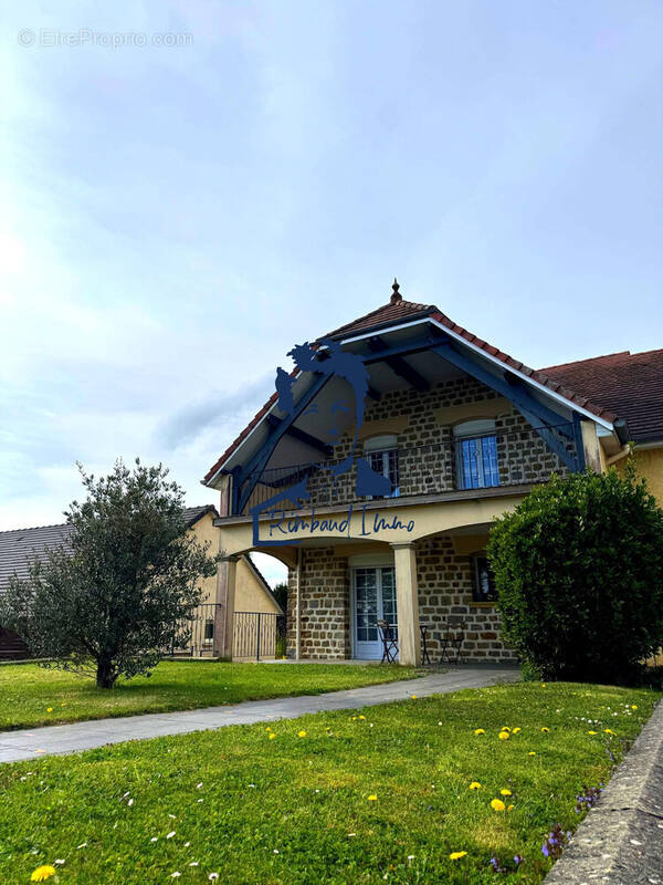 Maison à AIGLEMONT