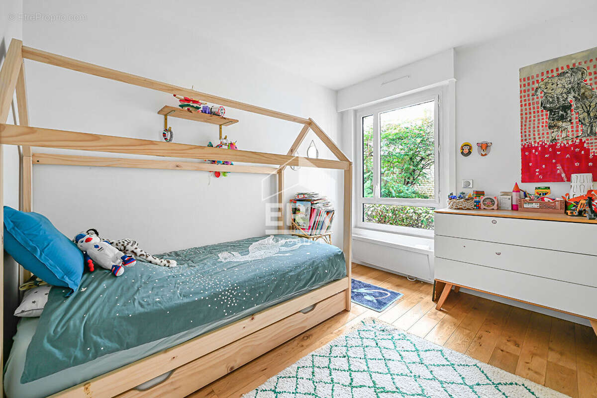 Appartement à PARIS-12E
