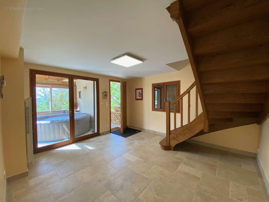 Maison à PRAYSSAC